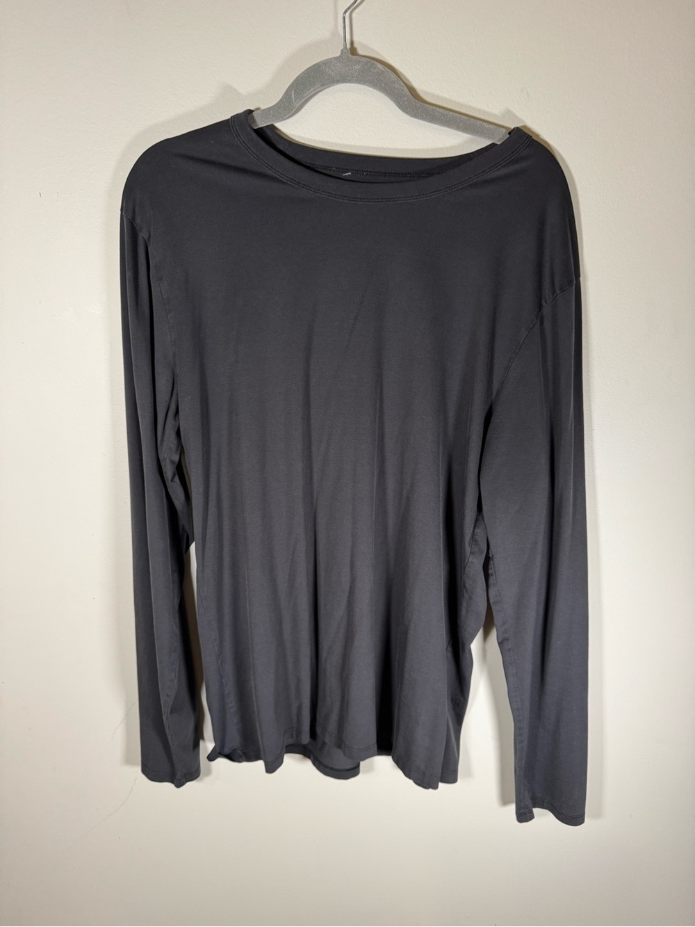 lululemon athletica Men's Long Sleeve Crewneck - Charcoal Gray XL